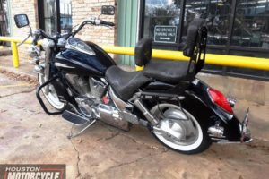 2007 Honda VTX1300R Used Cruiser Streetbike Motorcycle For Sale Located In Houston Texas (6)