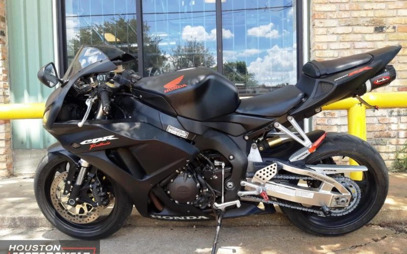 2006 Honda CBR1000RR Used Sportbike Streetbike Motorcycle For Sale Located In Houston Texas USA (3)
