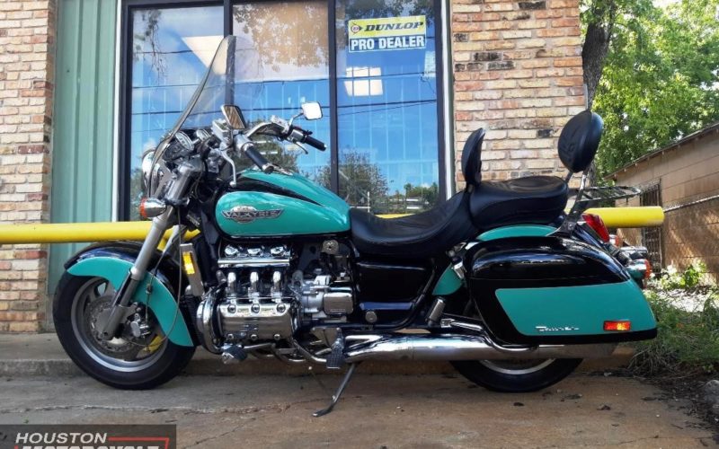 1998 Honda Valkyrie Tourer Used Cruiser Streetbike Motorcycle Touring GL1500CT For Sale Located In Houston Texas USA (2)