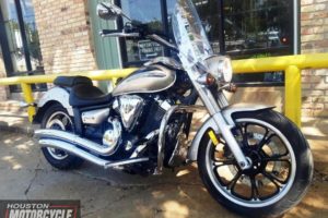 2010 Yamaha V-Star 950 Used Cruiser Streetbike Motorcycle For Sale Located In Houston Texas USA (4)