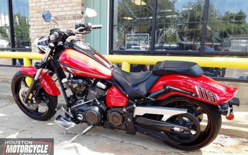 2014 Yamaha 1900 Raider Used Power Cruiser streetbike Motorcycle For sale Located in Houston Texas (6)
