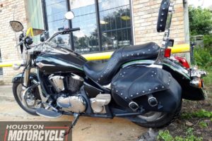 2015 Kawasaki Vulcan 900 LT Used Cruiser Streetbike Motorcycle For Sale Located In Houston Texas USA (7)