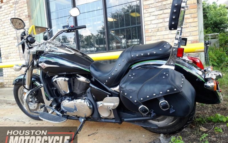 2015 Kawasaki Vulcan 900 LT Used Cruiser Streetbike Motorcycle For Sale Located In Houston Texas USA (7)