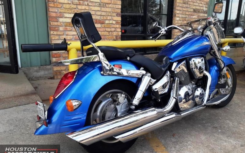 2007 Honda VTX1300R Used Cruiser Streetbike Motorcycle For Sale Located In Houston Texas USA (7)
