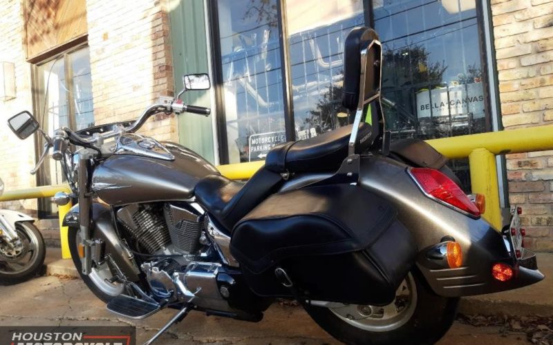 2009 Honda VTX1300T Used Cruiser Street Bike Motorcycle For Sale Located In Houston Texas USA (7)