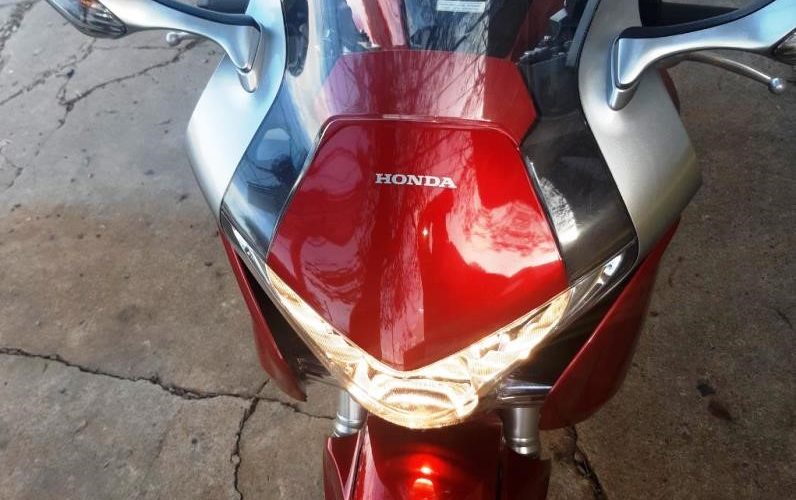 2010 Honda VRF1200F Used Sport Touring Streetbike Motorcycle For Sale Located In Houston Texas USA (8)