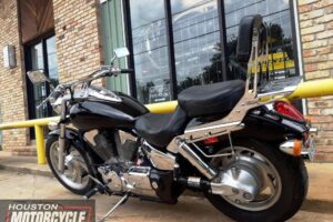 2009 Honda VTX1300C Used Cruiser Street Bike Motorcycle For Sale Located In Houston Texas (7)