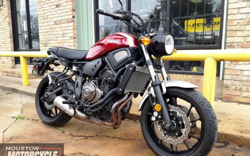 2018 Yamaha XSR700 with ABS Used Sportbike Street Bike Standard Cafe Racer for sale located in houston texas motorcycles for sale Houston used motorcycle for sale houston (4)