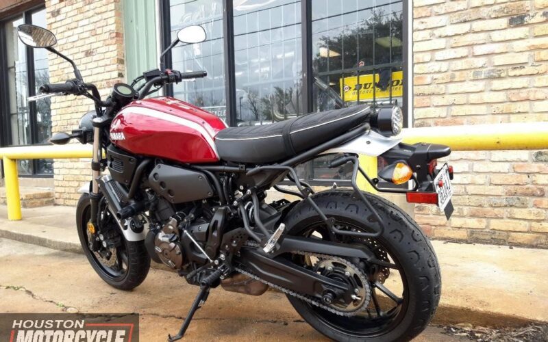 2018 Yamaha XSR700 with ABS Used Sportbike Street Bike Standard Cafe Racer for sale located in houston texas motorcycles for sale Houston used motorcycle for sale houston (7)