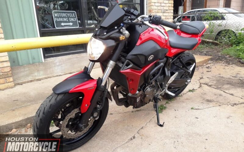 2017 Yamaha FZ07 FZ 07 Used Sport Bike Street Fighter Naked Street Bike Motorcycle For Sale Located In Houston Texas USA motorcycles for sale Houston used motorcycle for sale houston (5)
