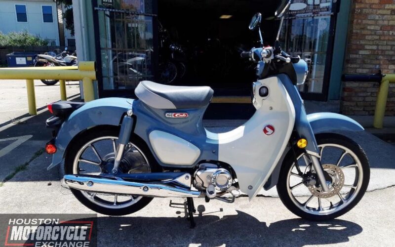 2023 Honda Super Cub 125 Used Scooter Simi Automatic Street bike Motorcycle For Sale Located In Houston Texas USA (2)