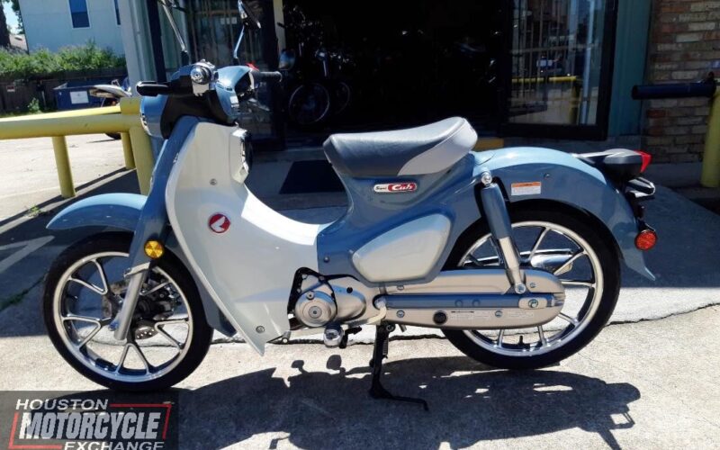 2023 Honda Super Cub 125 Used Scooter Simi Automatic Street bike Motorcycle For Sale Located In Houston Texas USA (3)