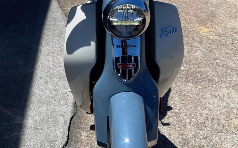 2023 Honda Super Cub 125 Used Scooter Simi Automatic Street bike Motorcycle For Sale Located In Houston Texas USA (8)