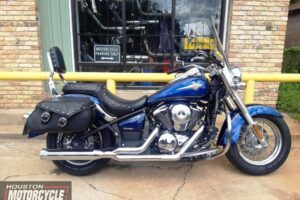 2011 Kawasaki Vulcan 900LT Used Cruiser Touring Streetbike Motorcycle For Sale Located in Houston Texas (2)