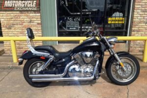 2007 Honda VTX 1300 C Used Cruiser Street Bike Motorcycle For Sale Located In Houston Texas (2)