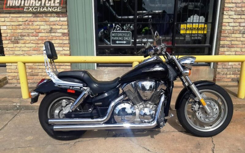 2007 Honda VTX 1300 C Used Cruiser Street Bike Motorcycle For Sale Located In Houston Texas (2)