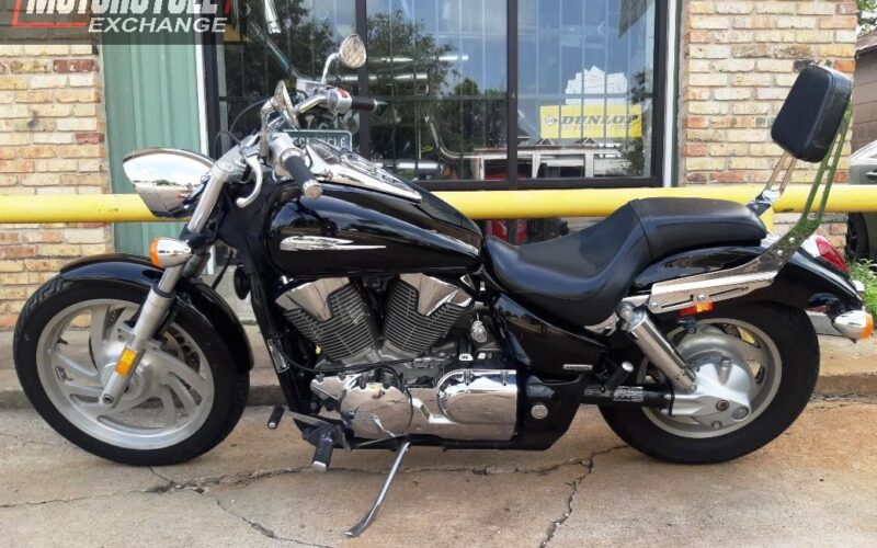 2007 Honda VTX 1300 C Used Cruiser Street Bike Motorcycle For Sale Located In Houston Texas (3)