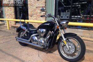 2007 Honda VTX 1300 C Used Cruiser Street Bike Motorcycle For Sale Located In Houston Texas (4)