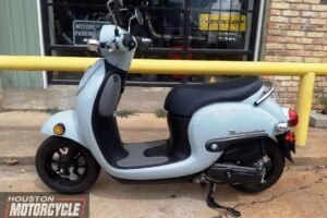 2022 Honda Metropolitain 50 Used scooter motorcycle For sale located in houston texas USA (3)