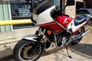 1983 Honda VF750F Interceptor Used Sport bike Street bike Motorcycle for sale located in houston texas USA (4)