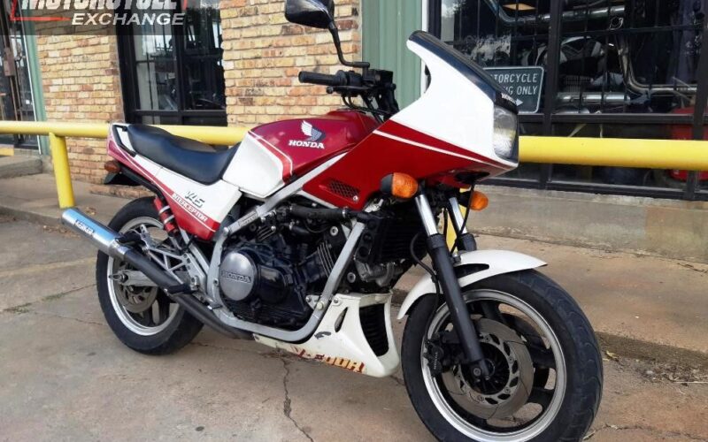 1983 Honda VF750F Interceptor Used Sport bike Street bike Motorcycle for sale located in houston texas USA (5)