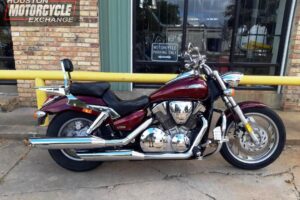 2006 Honda VTX1300C Used Cruiser Street_bike Motorcycle for sale located in houston texas USA (2)