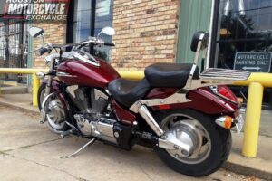 2006 Honda VTX1300C Used Cruiser Street_bike Motorcycle for sale located in houston texas USA (7)