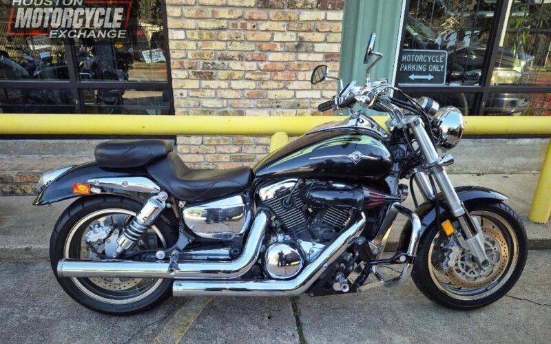 2004 Kawasaki Mean Streak VN1600 Used Cruiser Street Bike Motorcycle for sale located in houston texas (2)