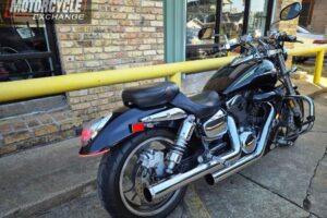 2004 Kawasaki Mean Streak VN1600 Used Cruiser Street Bike Motorcycle for sale located in houston texas (4)