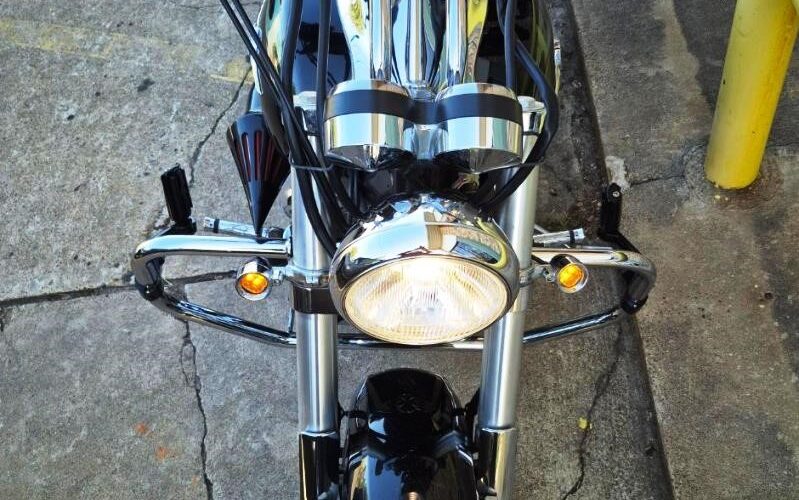 2004 Kawasaki Mean Streak VN1600 Used Cruiser Street Bike Motorcycle for sale located in houston texas (8)