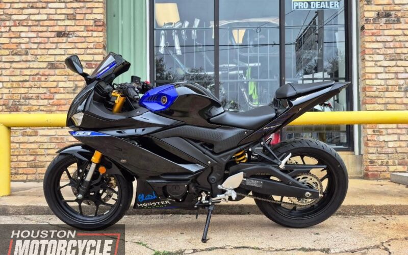 2021 Yamaha YZF R3 300cc Monster Energy Edition Used Sport Bike Street Bike Motorcycle For Sale Located In Houston Texas (3)