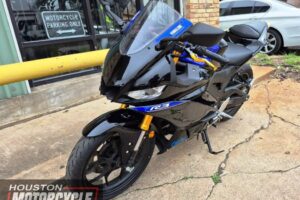 2021 Yamaha YZF R3 300cc Monster Energy Edition Used Sport Bike Street Bike Motorcycle For Sale Located In Houston Texas (5)