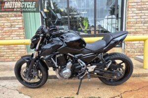 2017 Kawasaki Z650 Used Sport Bike Street Bike Naked Bike Hooligan Bike For Sale Located In Houston Texas (5)