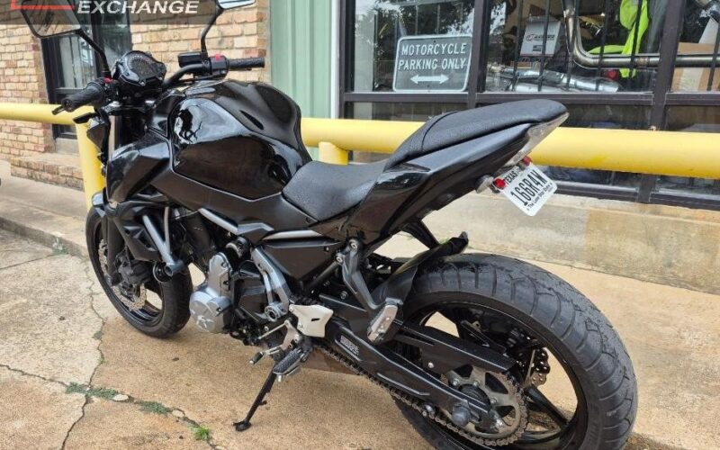 2017 Kawasaki Z650 Used Sport Bike Street Bike Naked Bike Hooligan Bike For Sale Located In Houston Texas (7)