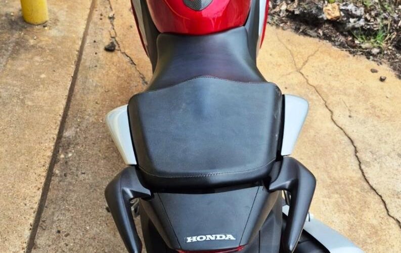 2011 Honda CBR_250_R Used Sport_bike Street_bike Motorcycle For Sale Located in Houston Texas (10)