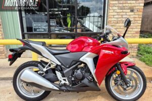 2011 Honda CBR_250_R Used Sport_bike Street_bike Motorcycle For Sale Located in Houston Texas (2)