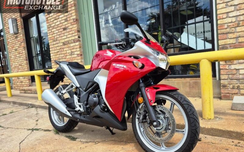 2011 Honda CBR_250_R Used Sport_bike Street_bike Motorcycle For Sale Located in Houston Texas (3)