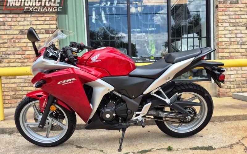 2011 Honda CBR_250_R Used Sport_bike Street_bike Motorcycle For Sale Located in Houston Texas (5)