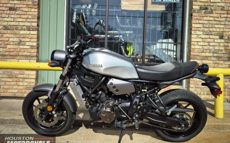 2018 Yamaha XSR_700 Used Standard Cafe Racer Street Bike Motorcycle For Sale Located In Houston Texas USA (5)