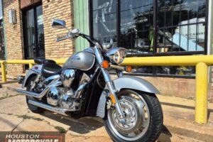 2005 Honda VTX_1300_R Used Cruiser Street_bike motorcycle for sale Houston Used motorcycles for sale (3)