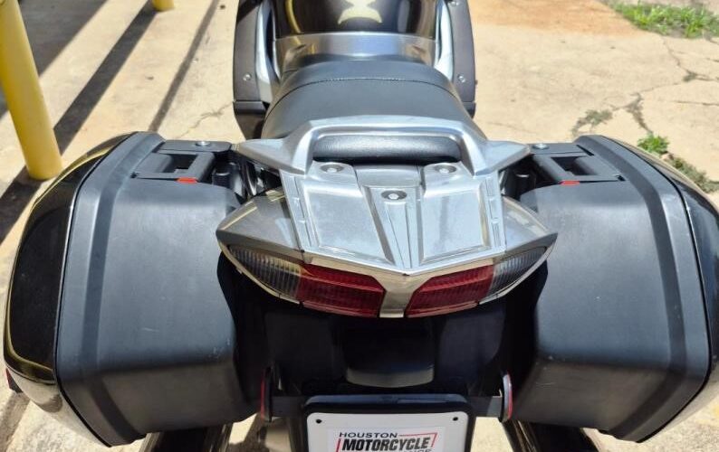 2009 Yamaha FJR 1300 Electric Shift Used Sport_Touring Street_Bike Motorcycle For Sale Located In Houston Texas USA motorcycle for sale Houston Used motorcycles for sale (10)