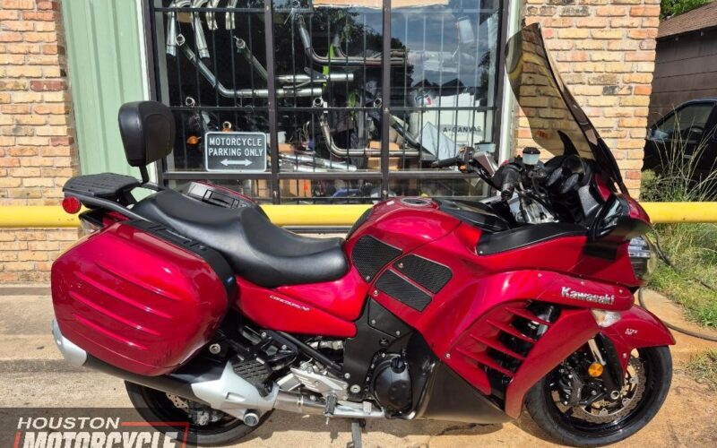 2014 Kawasaki ZG1400 Used Sport_Touring Street_Bike Motorcycle For Sale Located In Hoston Texas motorcycle for sale Houston Used motorcycles for sale (2)