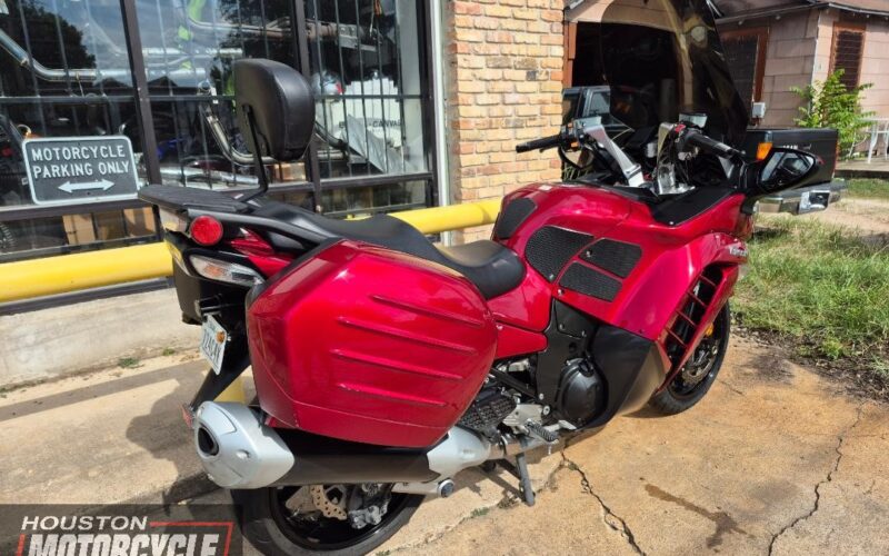 2014 Kawasaki ZG1400 Used Sport_Touring Street_Bike Motorcycle For Sale Located In Hoston Texas motorcycle for sale Houston Used motorcycles for sale (4)