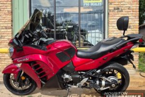 2014 Kawasaki ZG1400 Used Sport_Touring Street_Bike Motorcycle For Sale Located In Hoston Texas motorcycle for sale Houston Used motorcycles for sale (6)