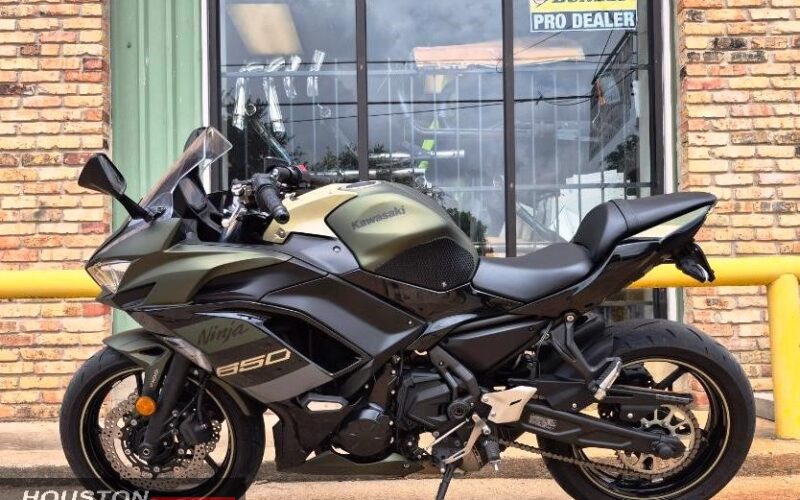 2024 Kawasaki EX650_Ninja_650 Used Sport_Bike Street_Bike Motorcycle For Sale Located In Hoston Texas motorcycle for sale Houston Used motorcycles for sale (10)