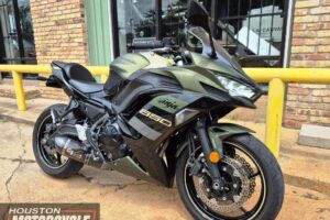 2024 Kawasaki EX650_Ninja_650 Used Sport_Bike Street_Bike Motorcycle For Sale Located In Hoston Texas motorcycle for sale Houston Used motorcycles for sale (3)