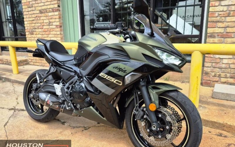 2024 Kawasaki EX650_Ninja_650 Used Sport_Bike Street_Bike Motorcycle For Sale Located In Hoston Texas motorcycle for sale Houston Used motorcycles for sale (3)