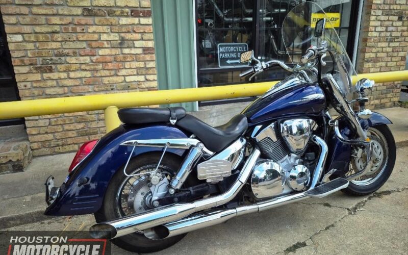 2004 Honda VTX1300 Used Cruiser Street_bike Motorcycle for sale located in houston texas USA motorcycle for sale Houston Used motorcycles for sale Motorcycle Shop (3)