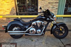 2014 Honda Stateline VT1300CR Used Cruiser For Sale Located In Houston Texas motorcycle for sale Houston Used motorcycles for sale Motorcycle Shop (3)