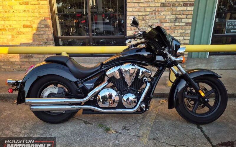2014 Honda Stateline VT1300CR Used Cruiser For Sale Located In Houston Texas motorcycle for sale Houston Used motorcycles for sale Motorcycle Shop (3)